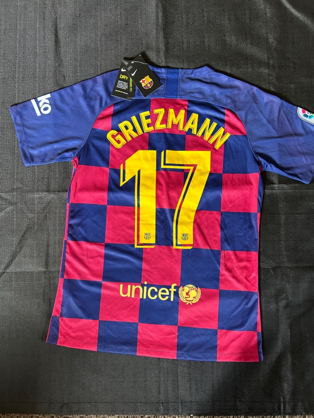 Nike FC Barcelona Checkerboard Jersey - Blue & Red size S